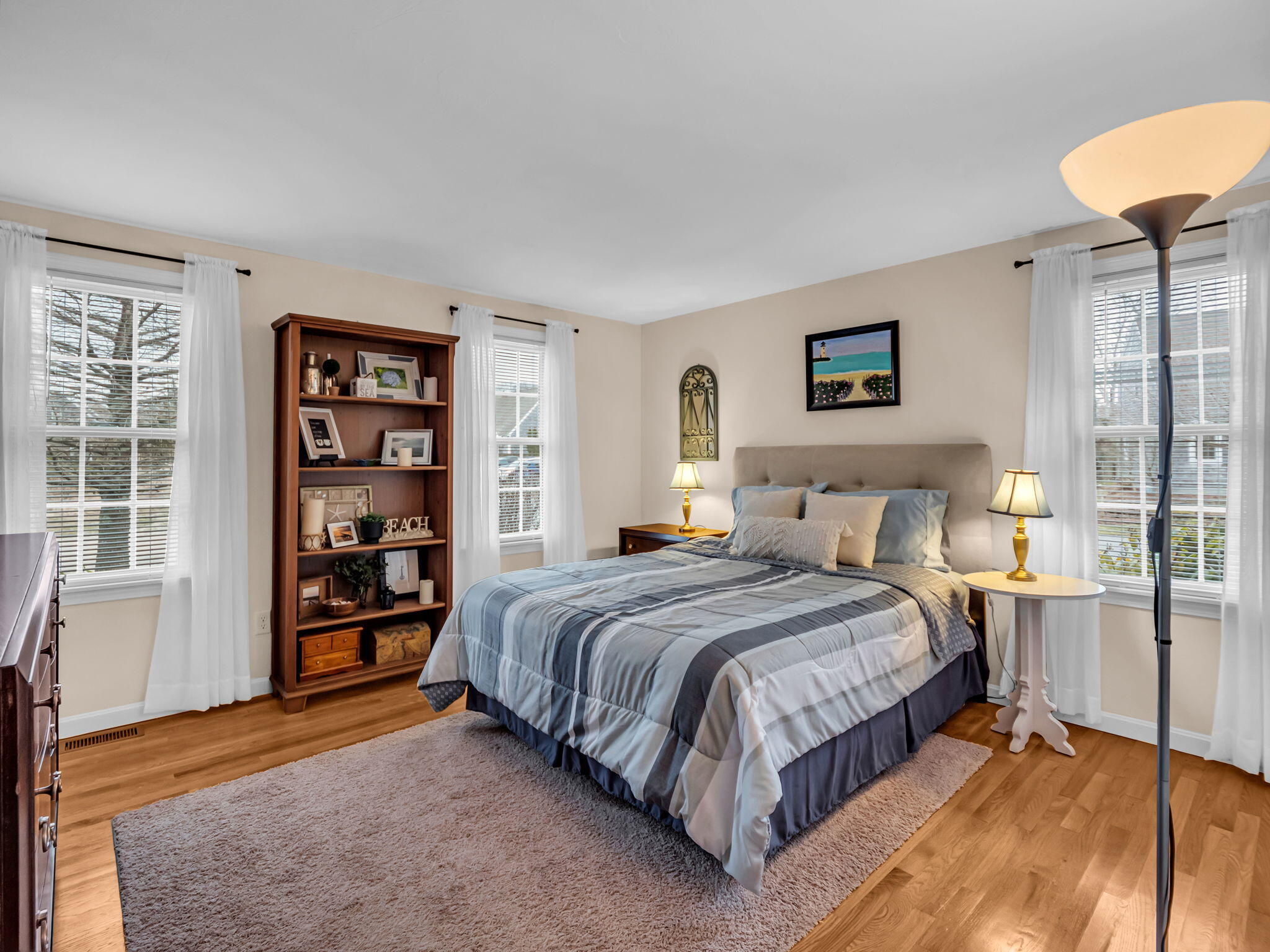 121 Camp St # 82