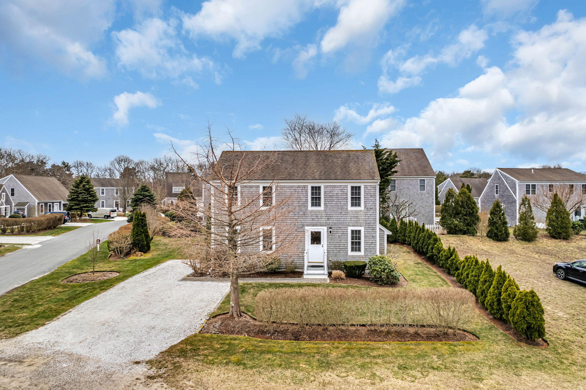 121 Camp St # 82