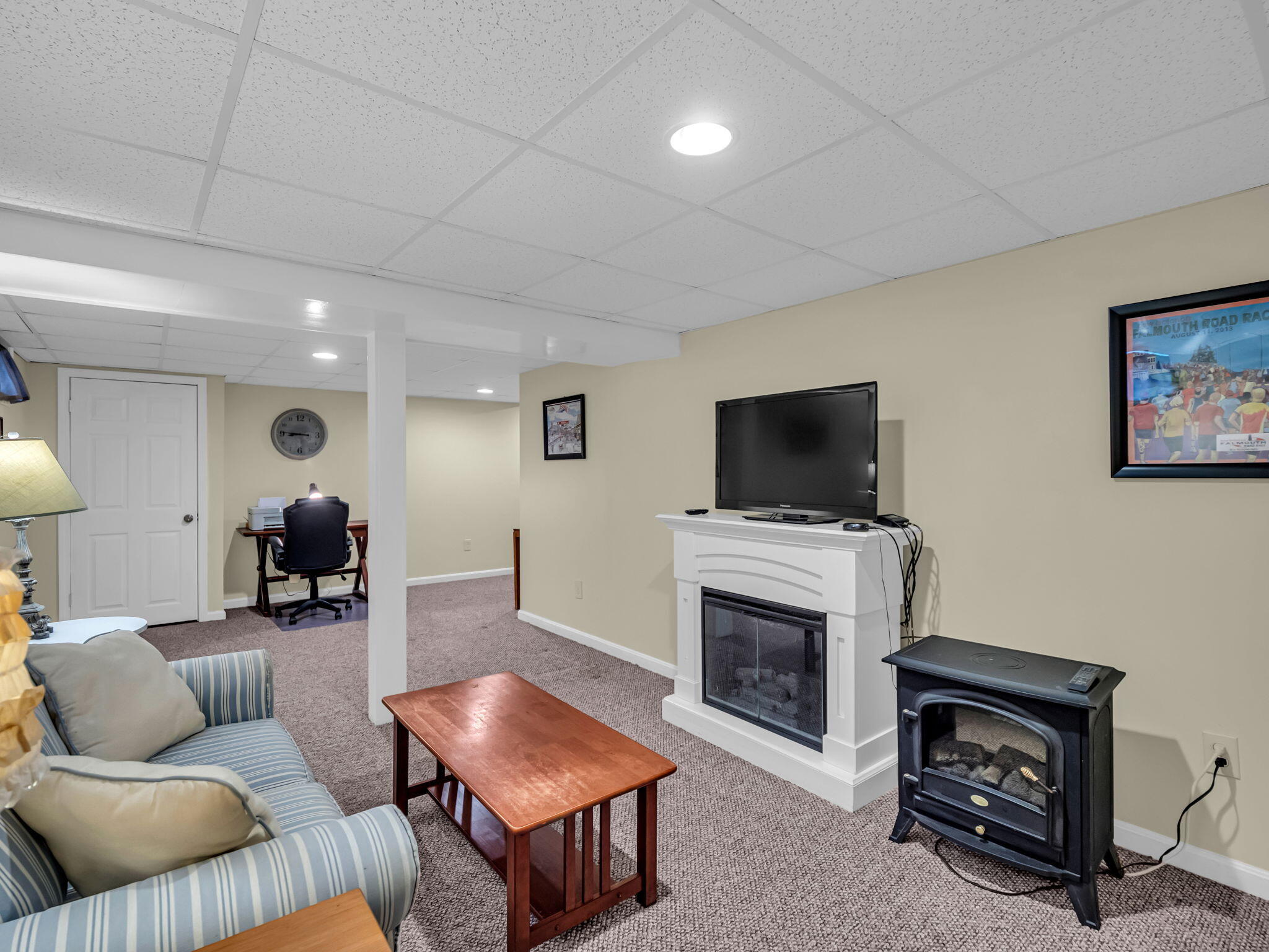 121 Camp St # 82