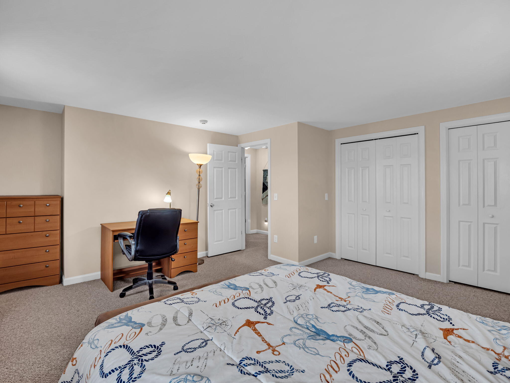 121 Camp St # 82