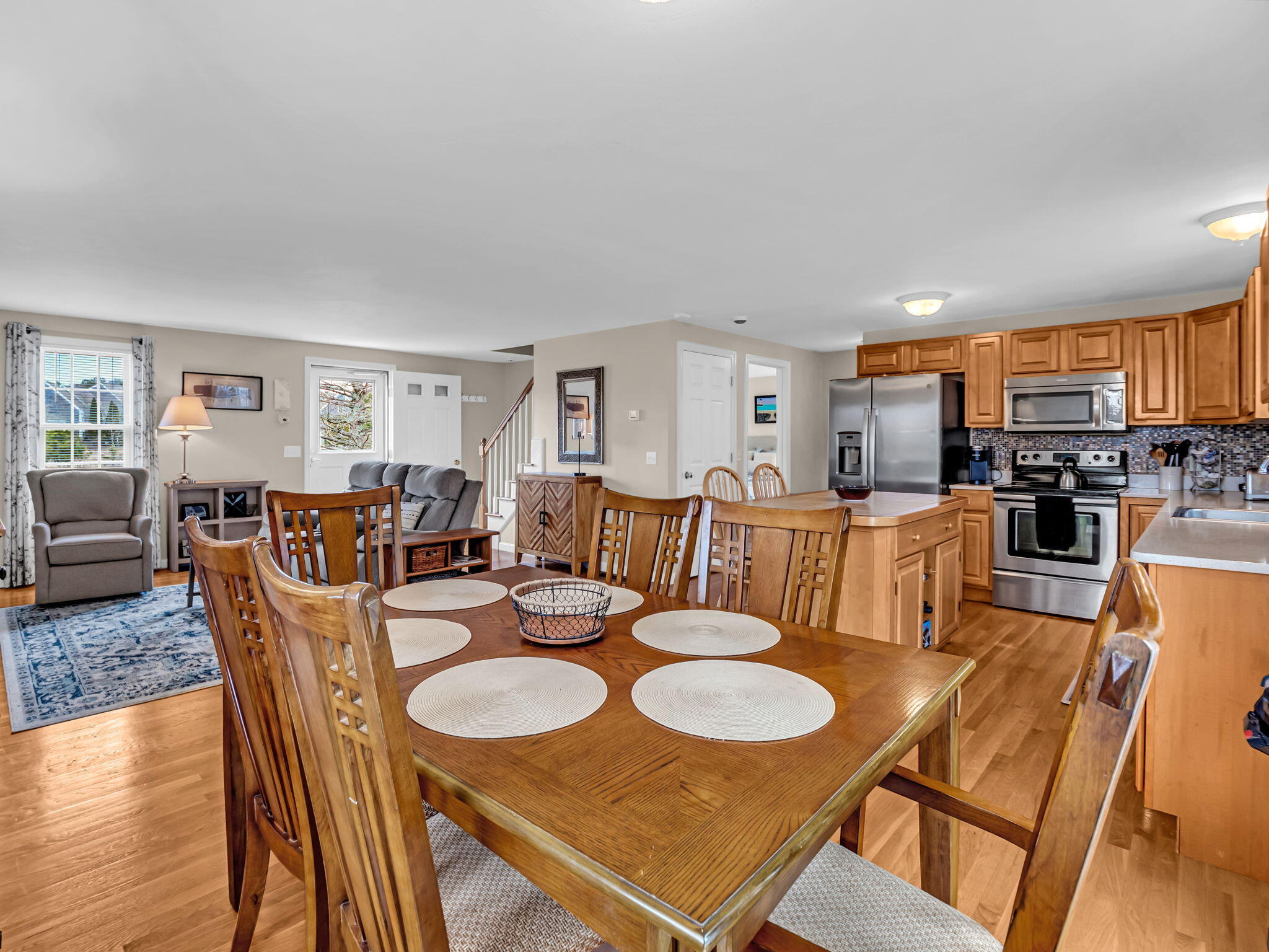 121 Camp St # 82