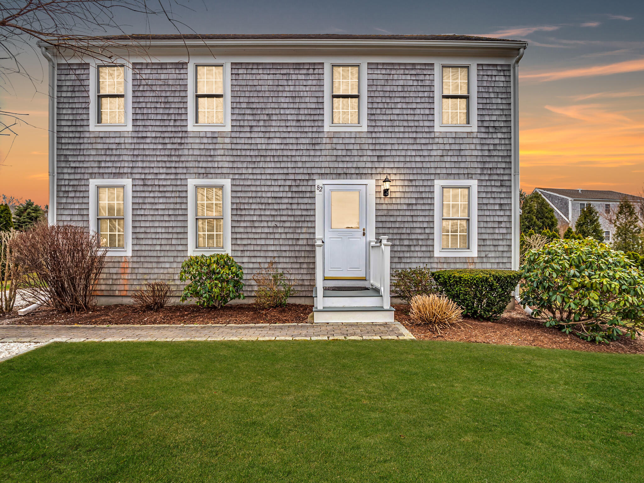 121 Camp St # 82