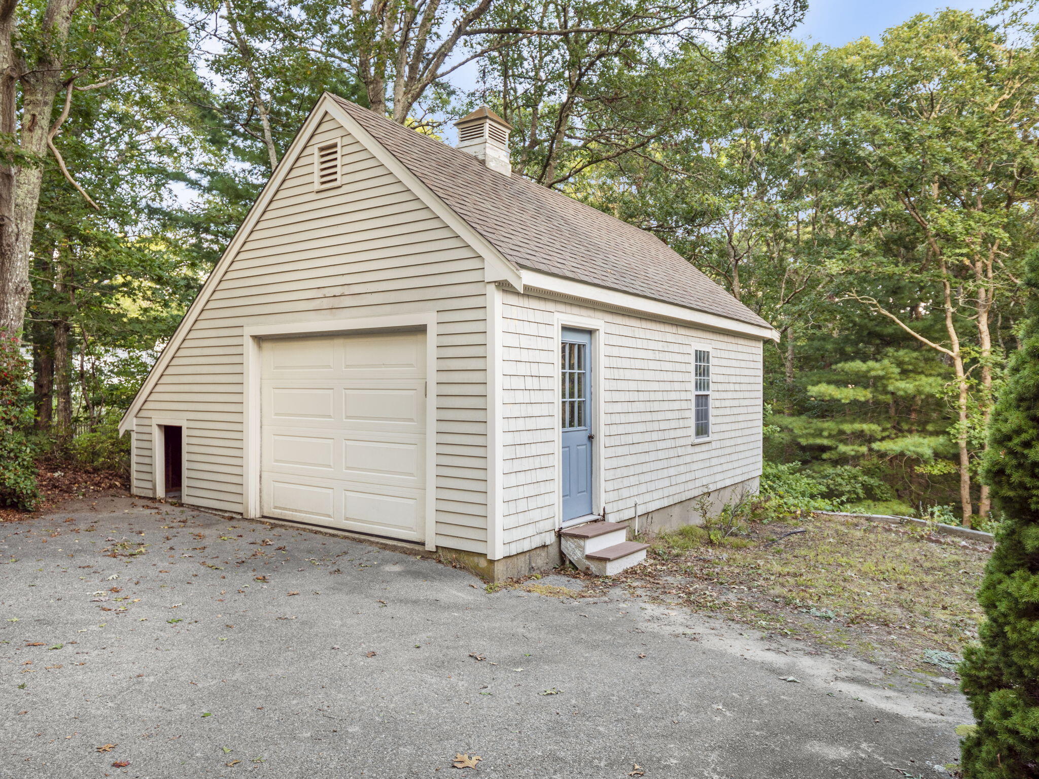 164 Great Hill Dr