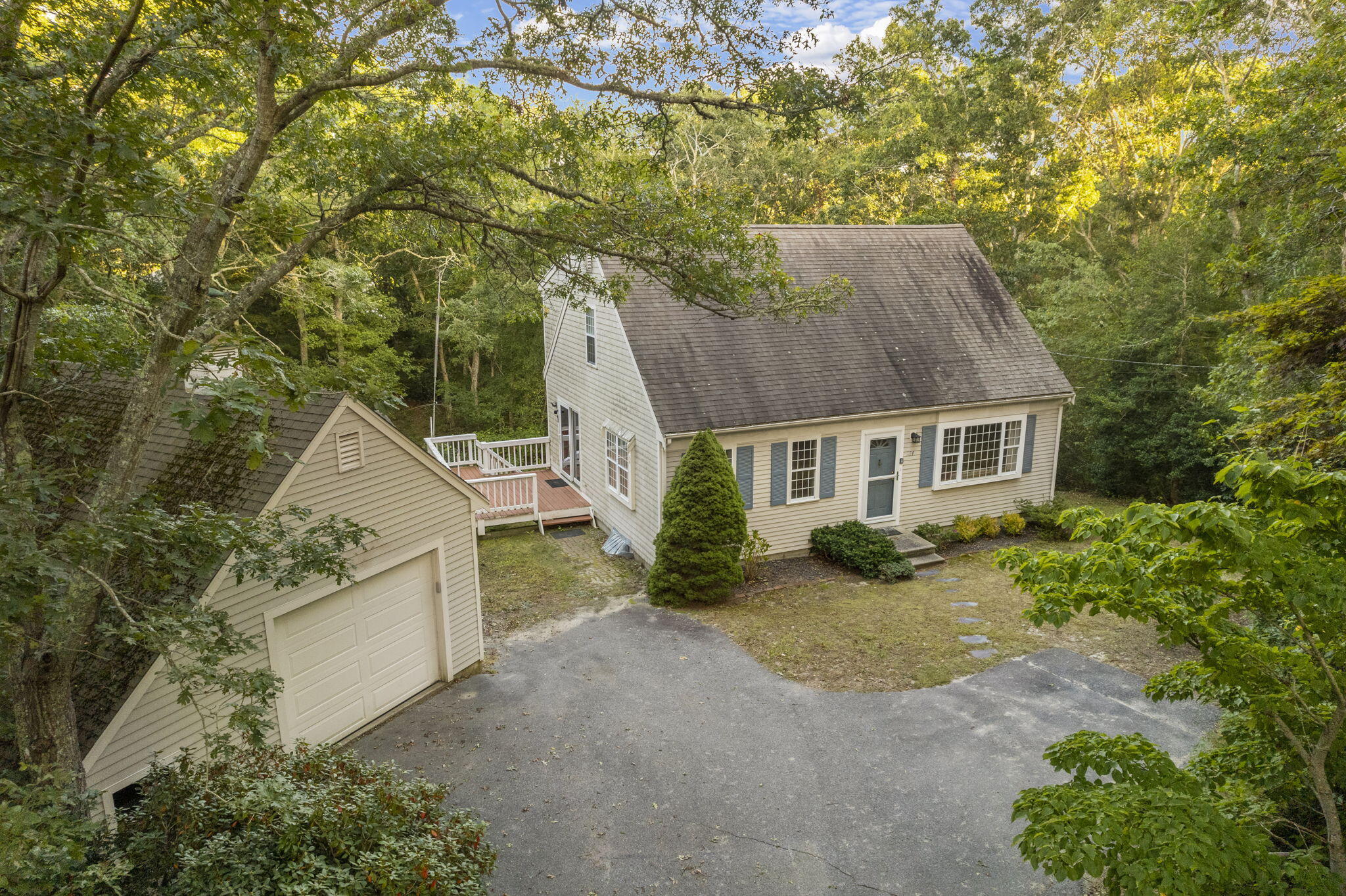 164 Great Hill Dr