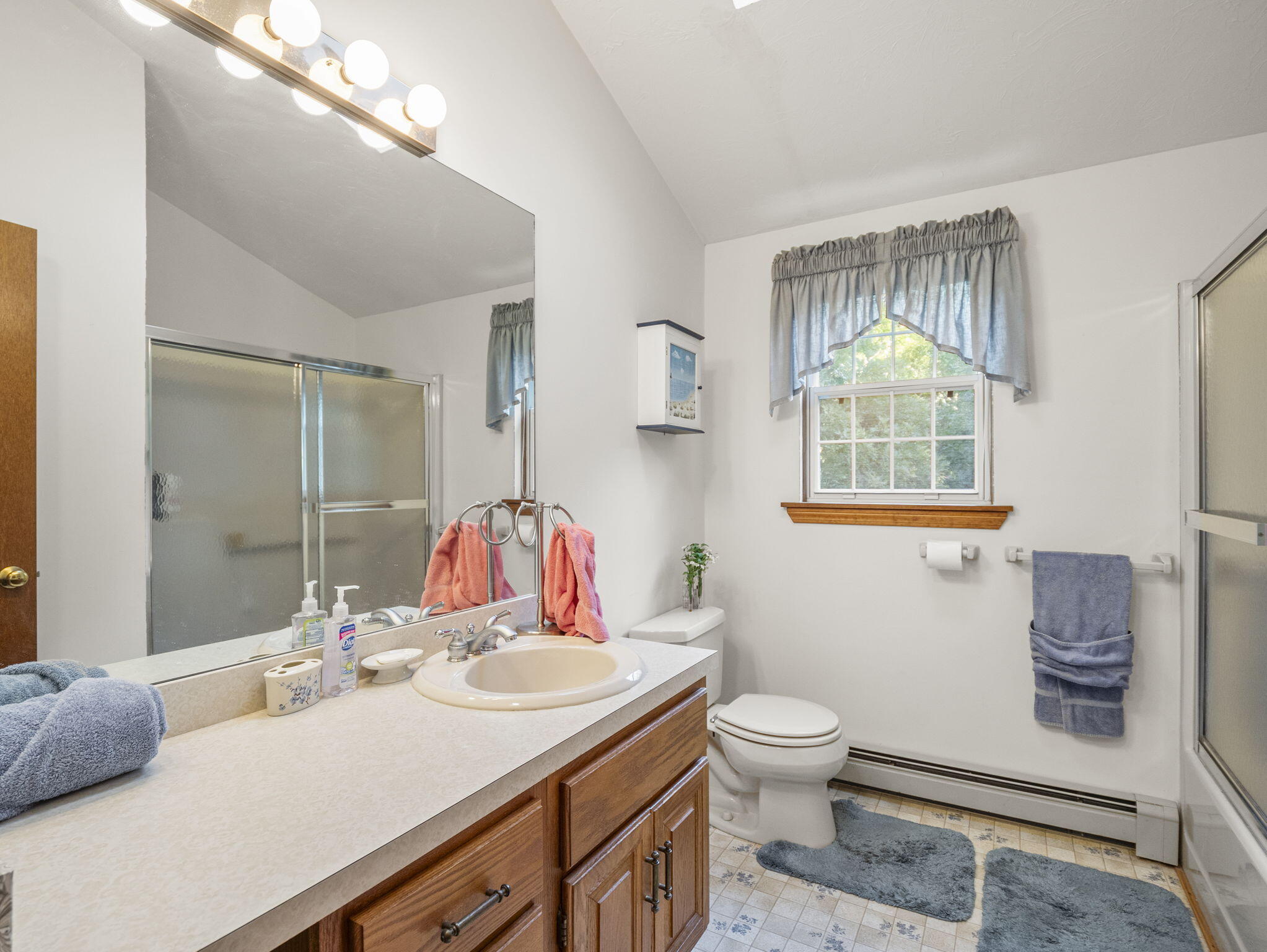 164 Great Hill Dr