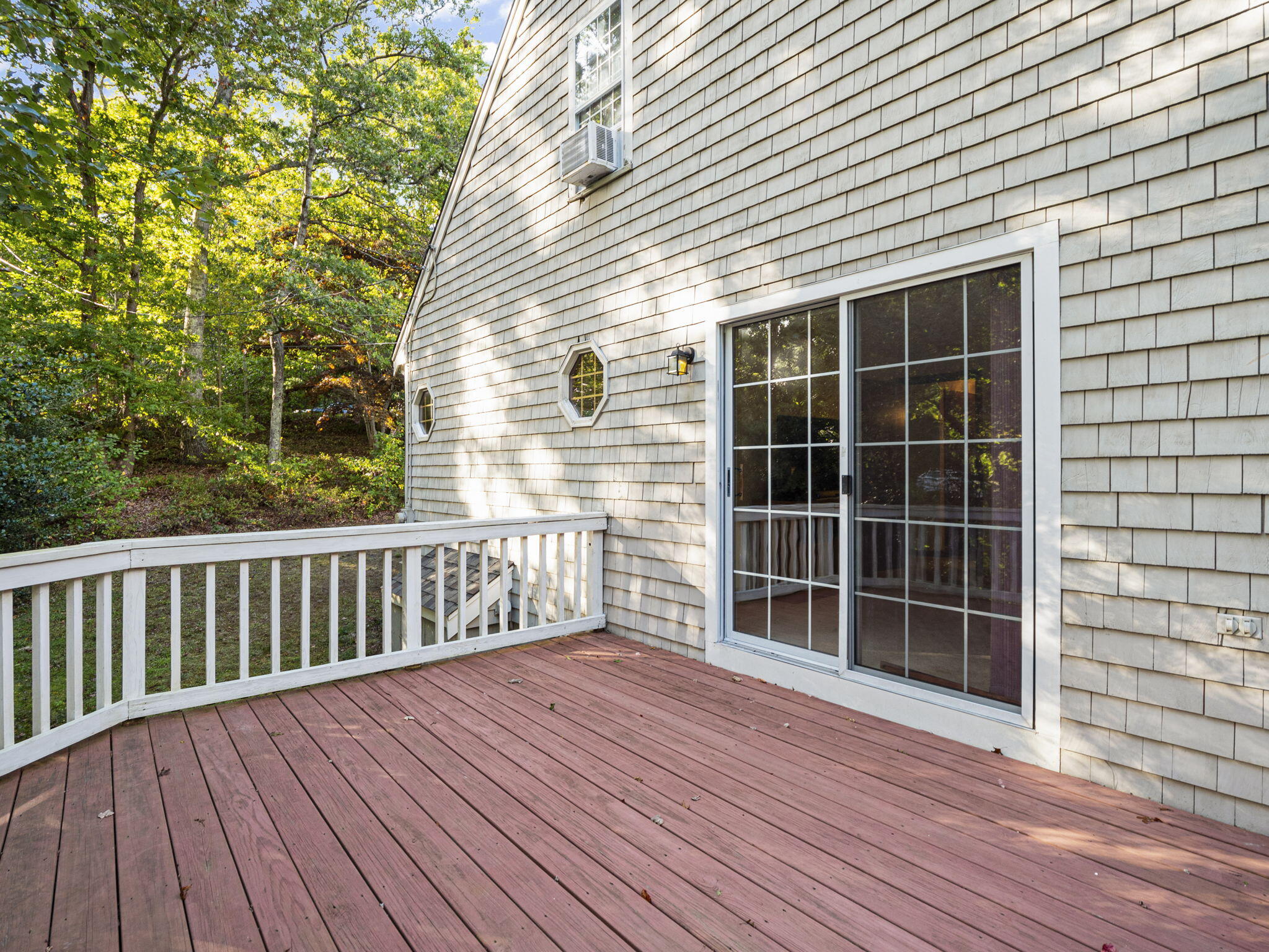 164 Great Hill Dr