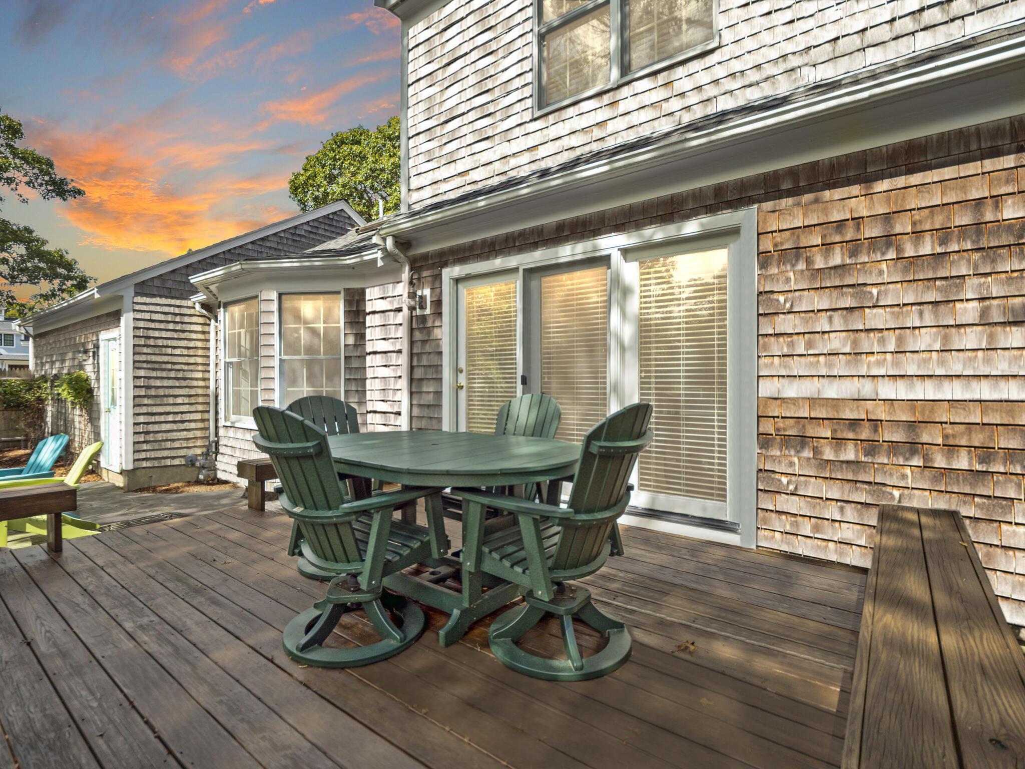 667 Queen Anne Rd