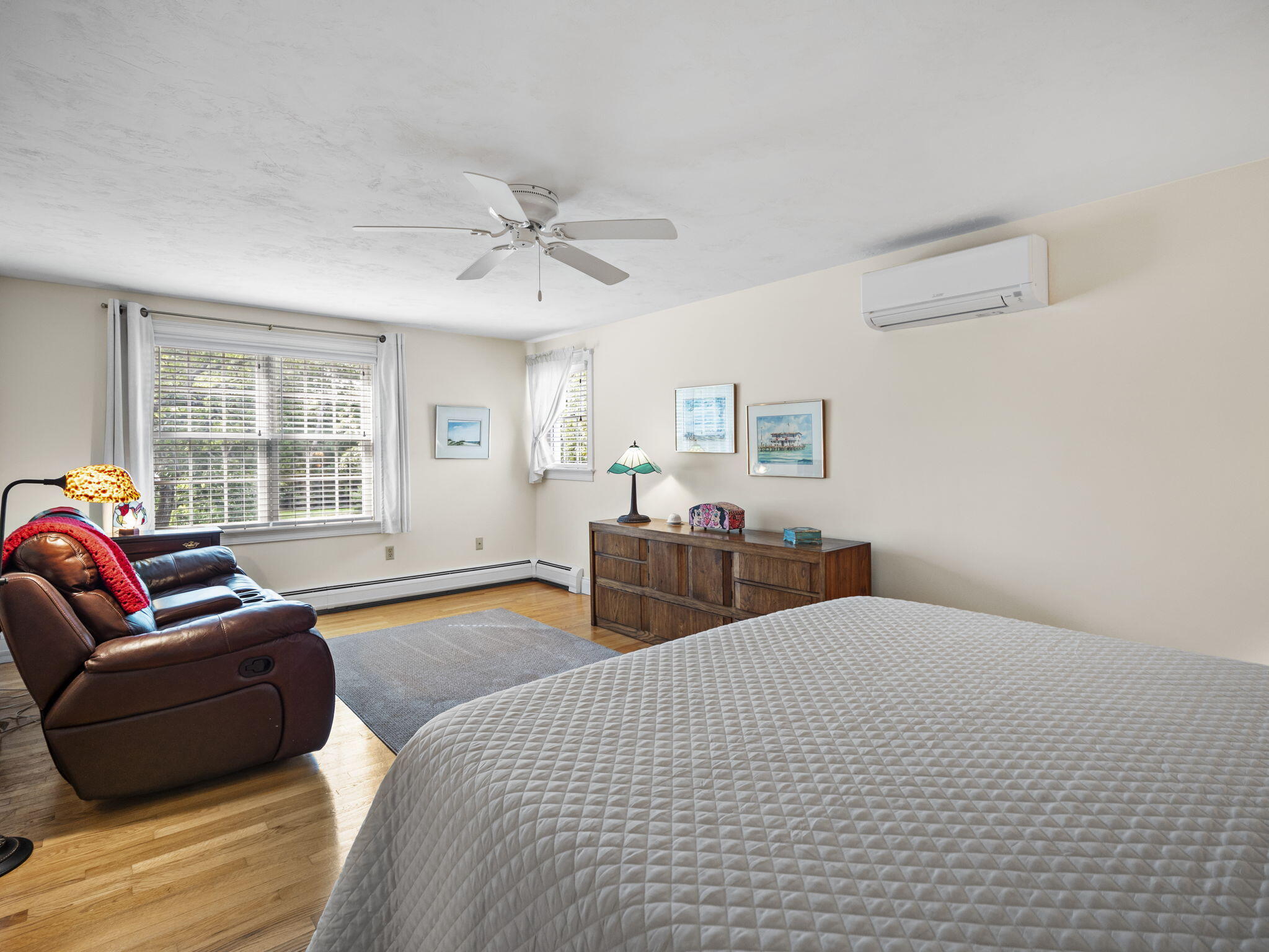 667 Queen Anne Rd