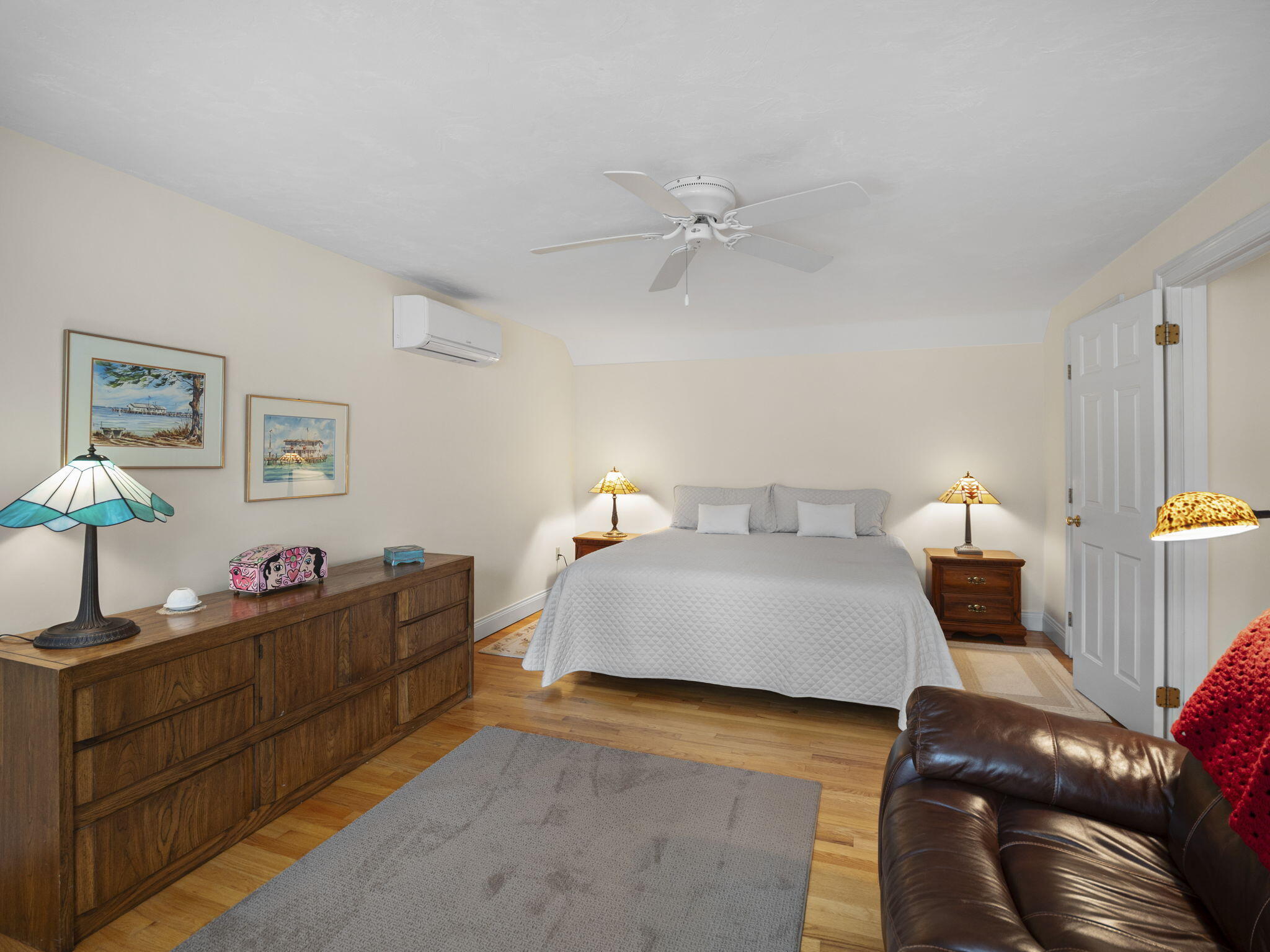 667 Queen Anne Rd