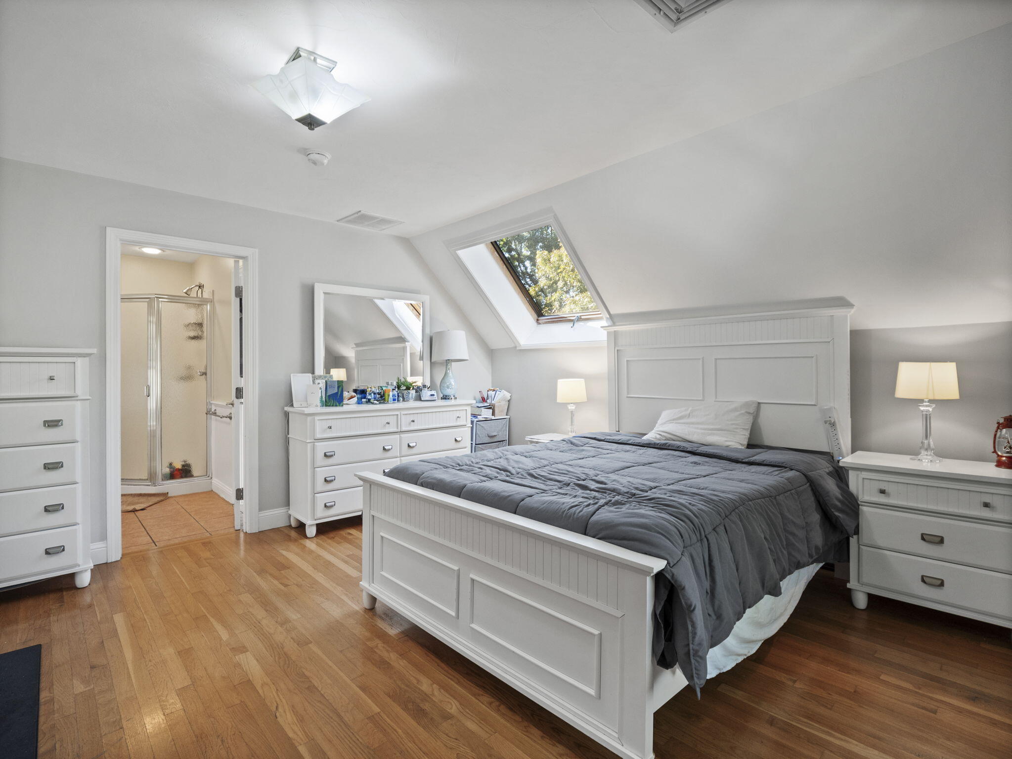 44 Juniper Ln