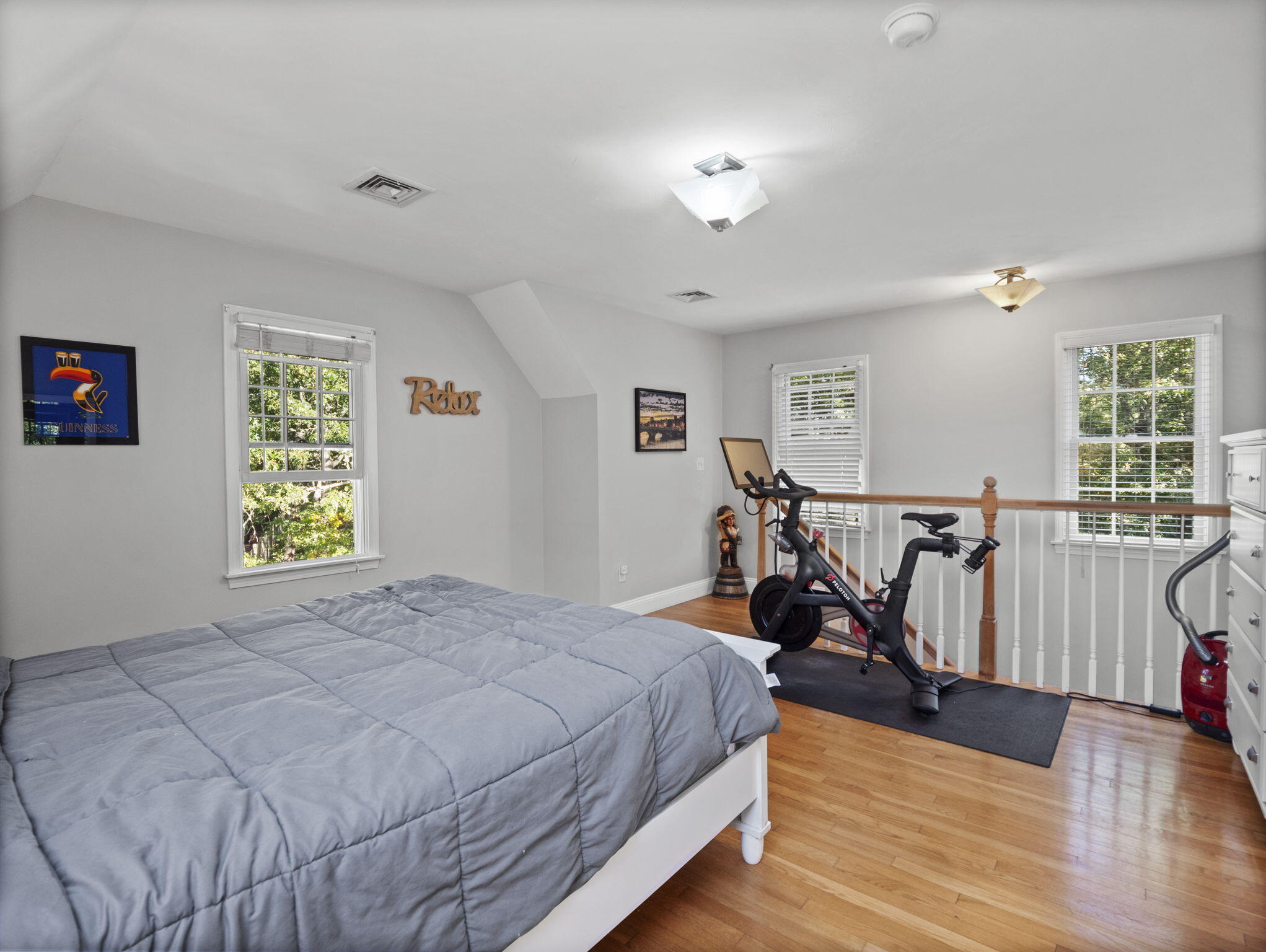 44 Juniper Ln