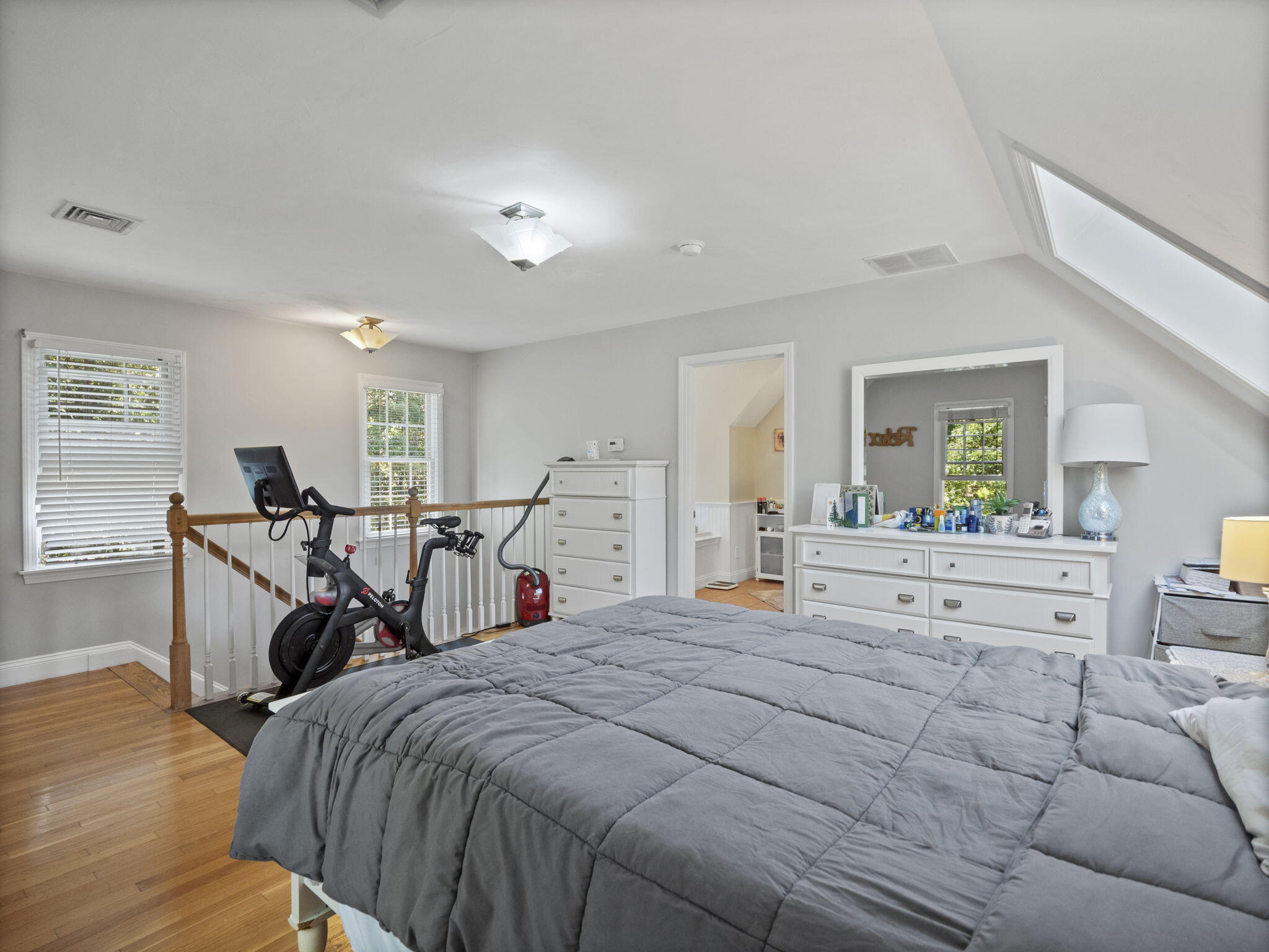 44 Juniper Ln