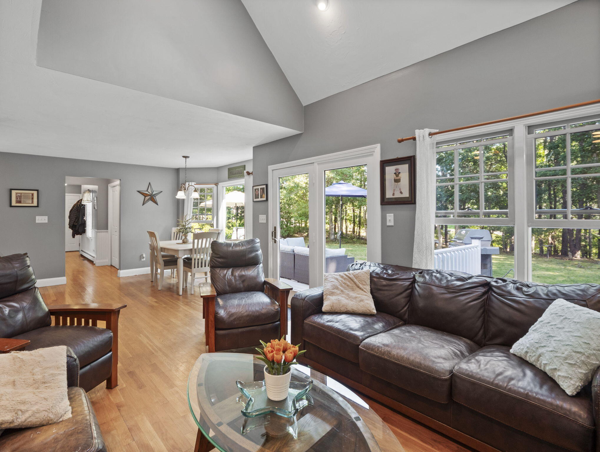 44 Juniper Ln