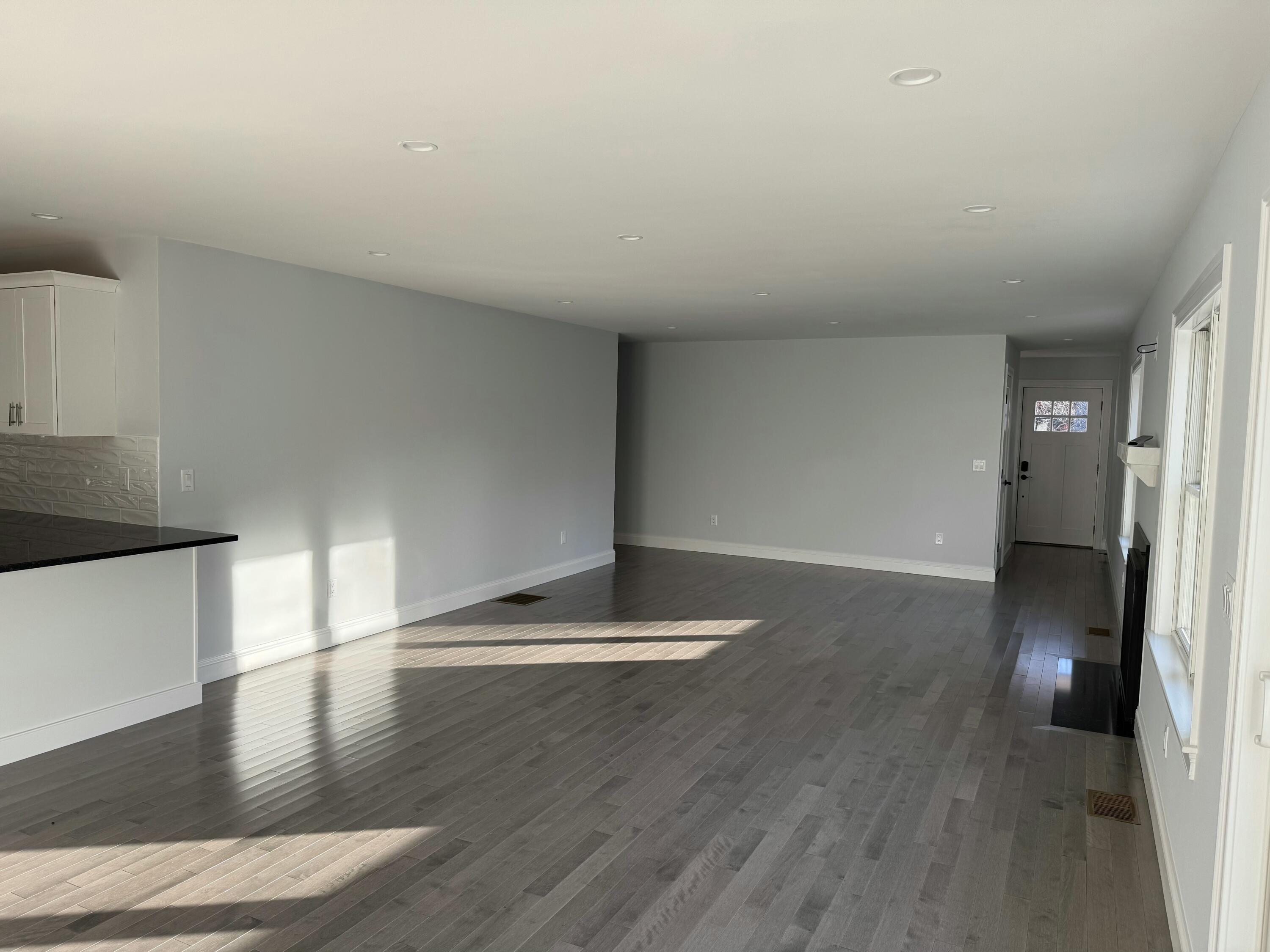 33 Buttonwood Rd