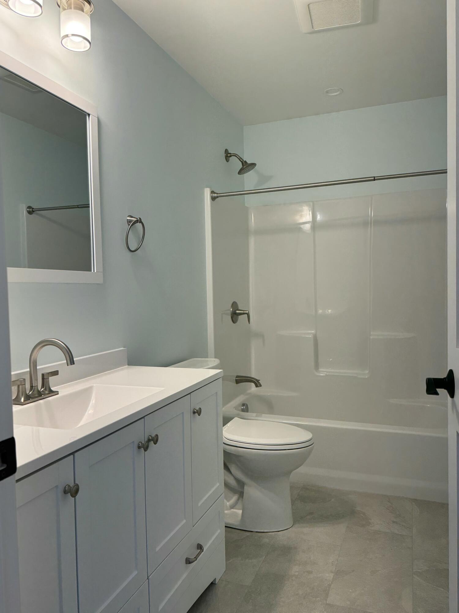 33 Buttonwood Rd