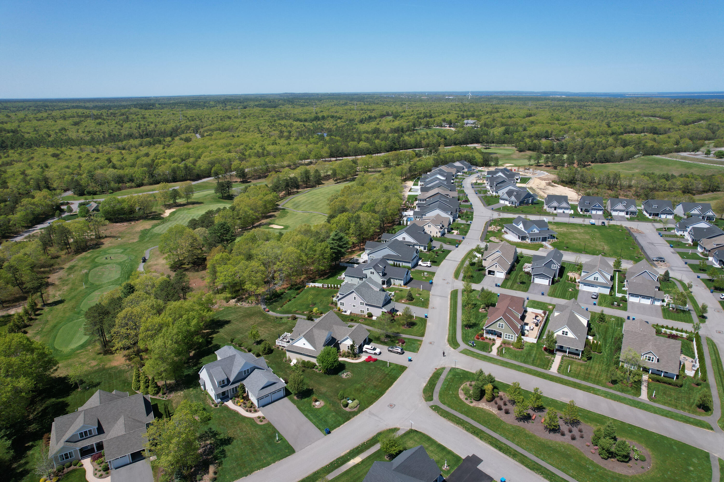 7 Bethpage Ln