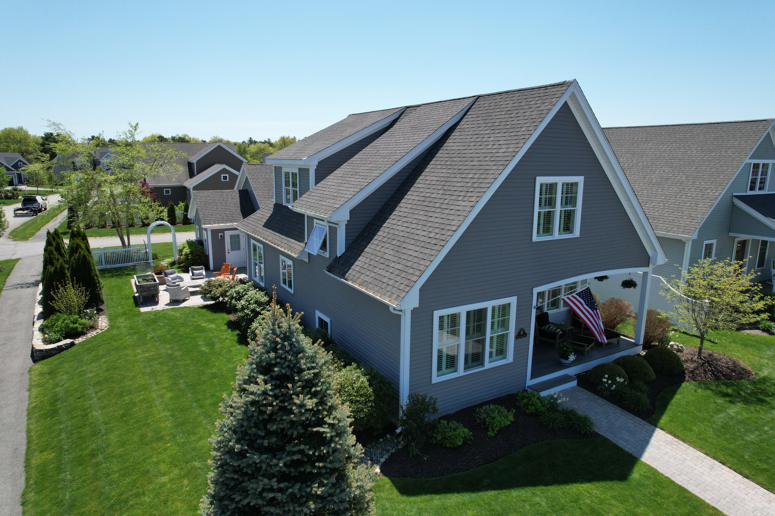 7 Bethpage Ln