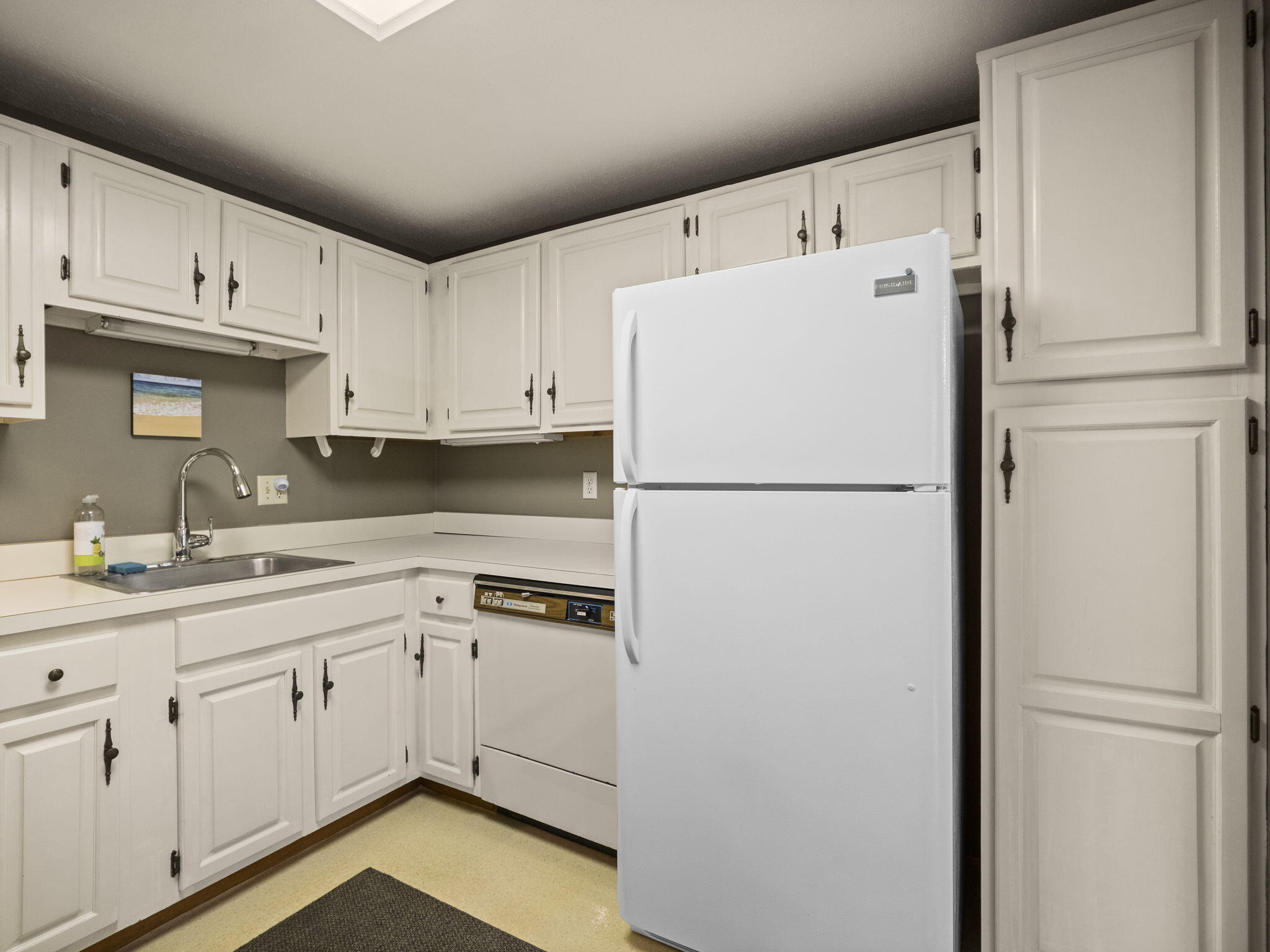 222 Buck Island Rd # 4 Unit: 3-4