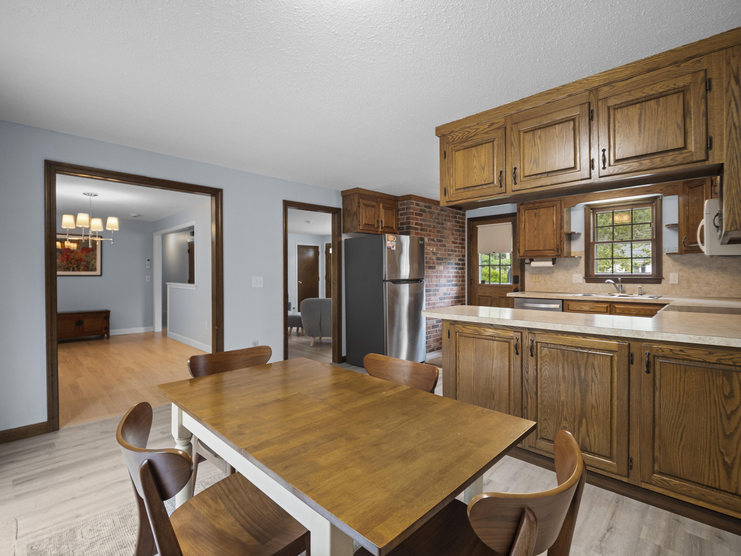 17 Avalon Cir