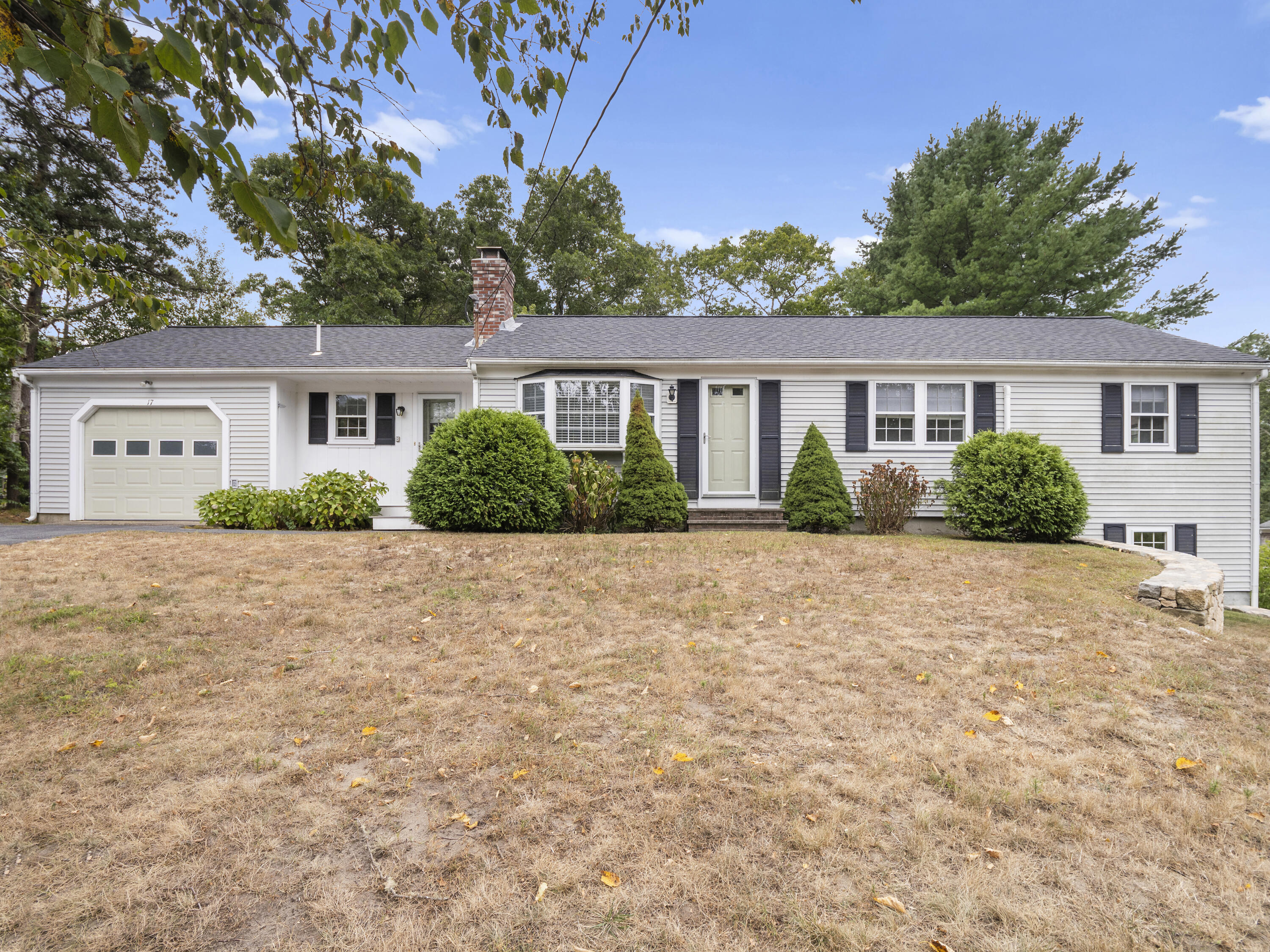 17 Avalon Cir