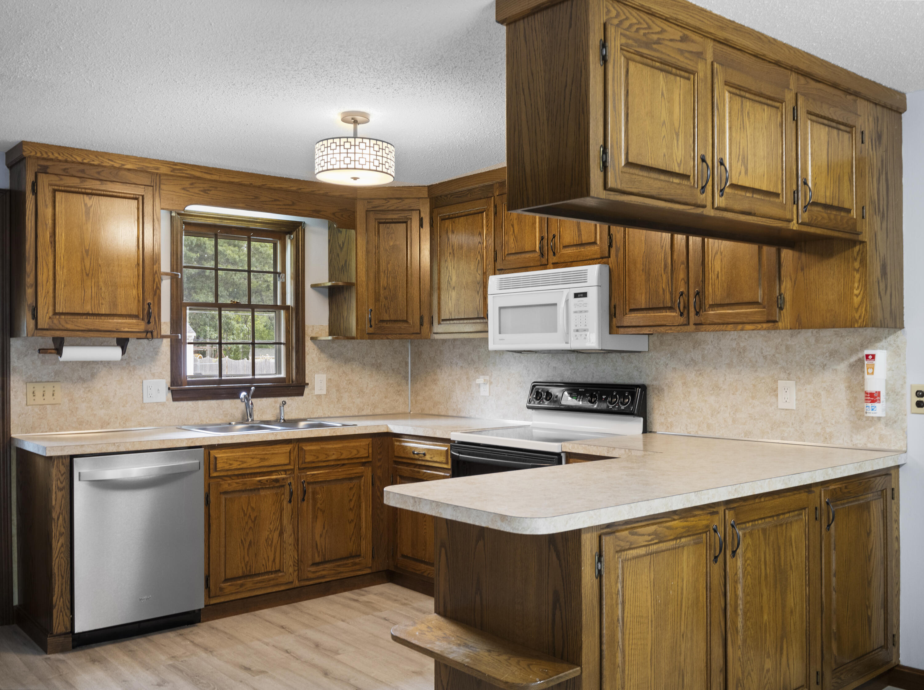 17 Avalon Cir