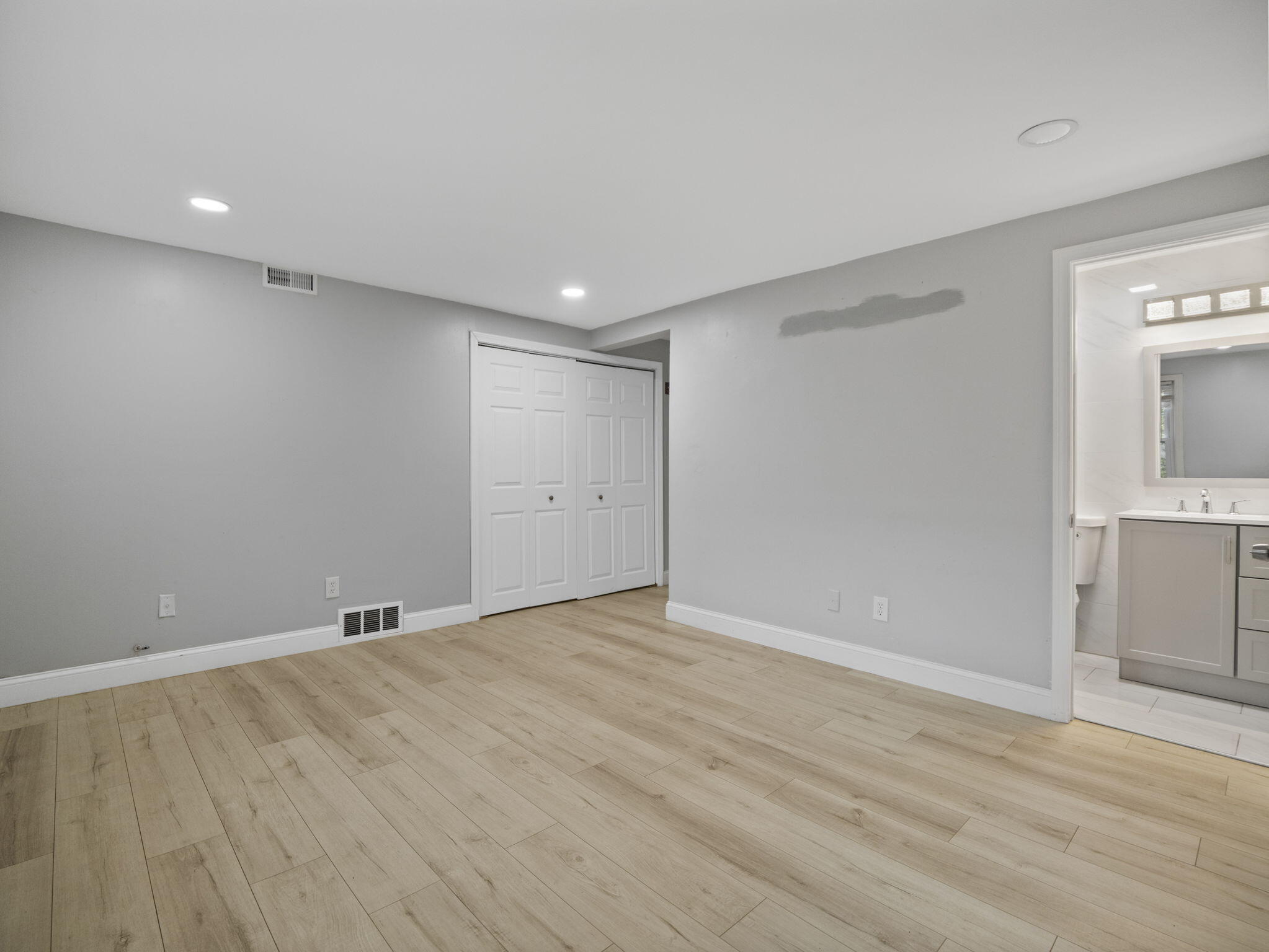 24 Betty's Pond Road # 1K