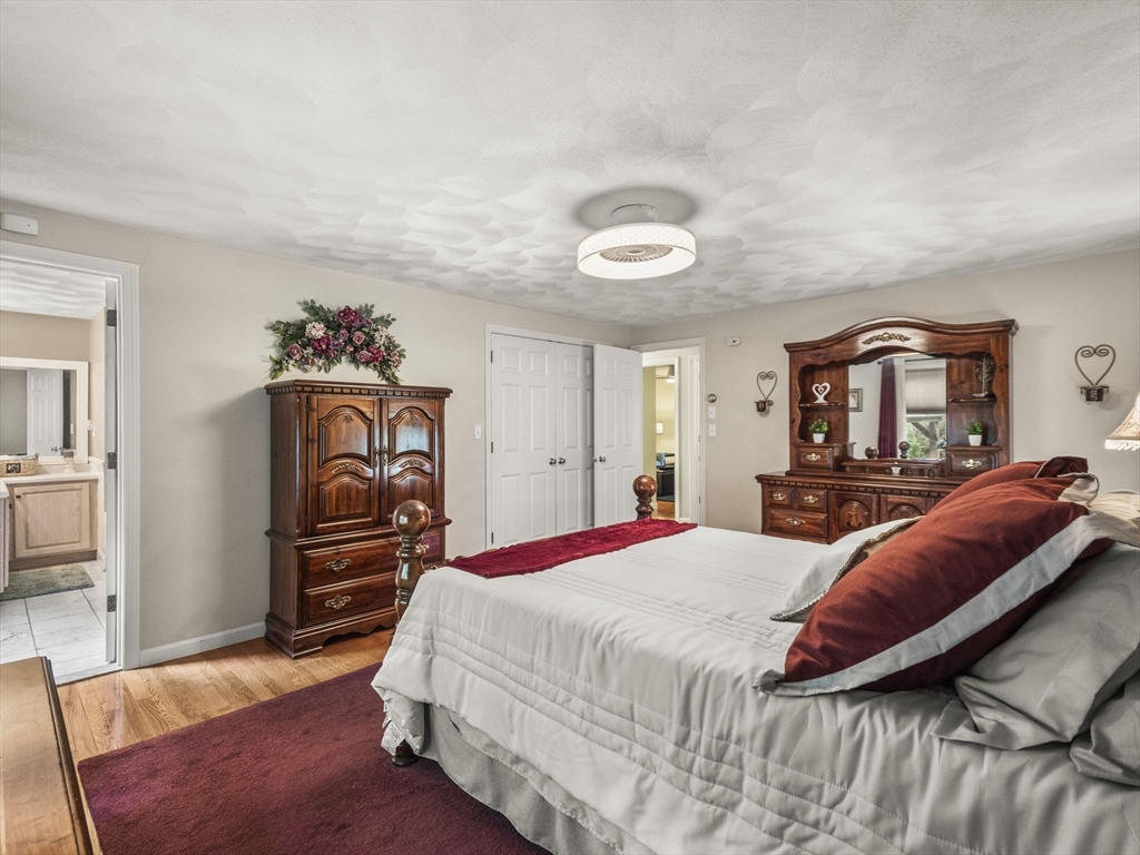 25 Dexter Rd
