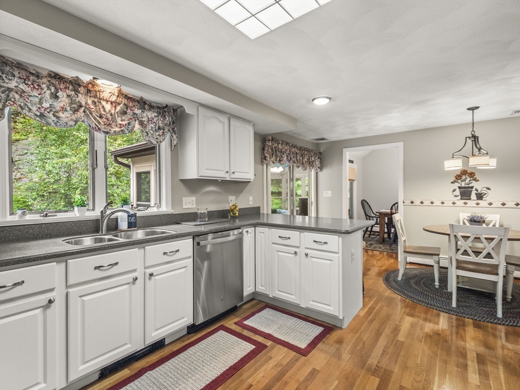 25 Dexter Rd