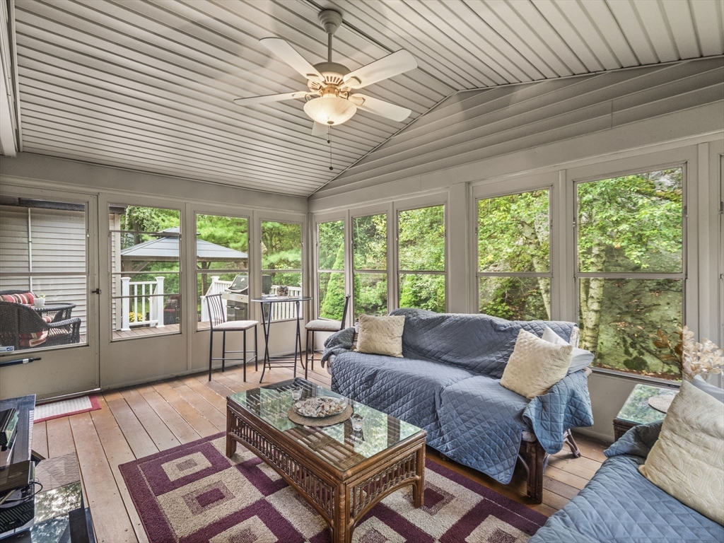 25 Dexter Rd
