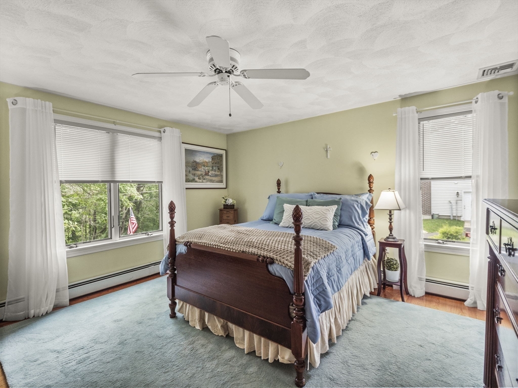 25 Dexter Rd