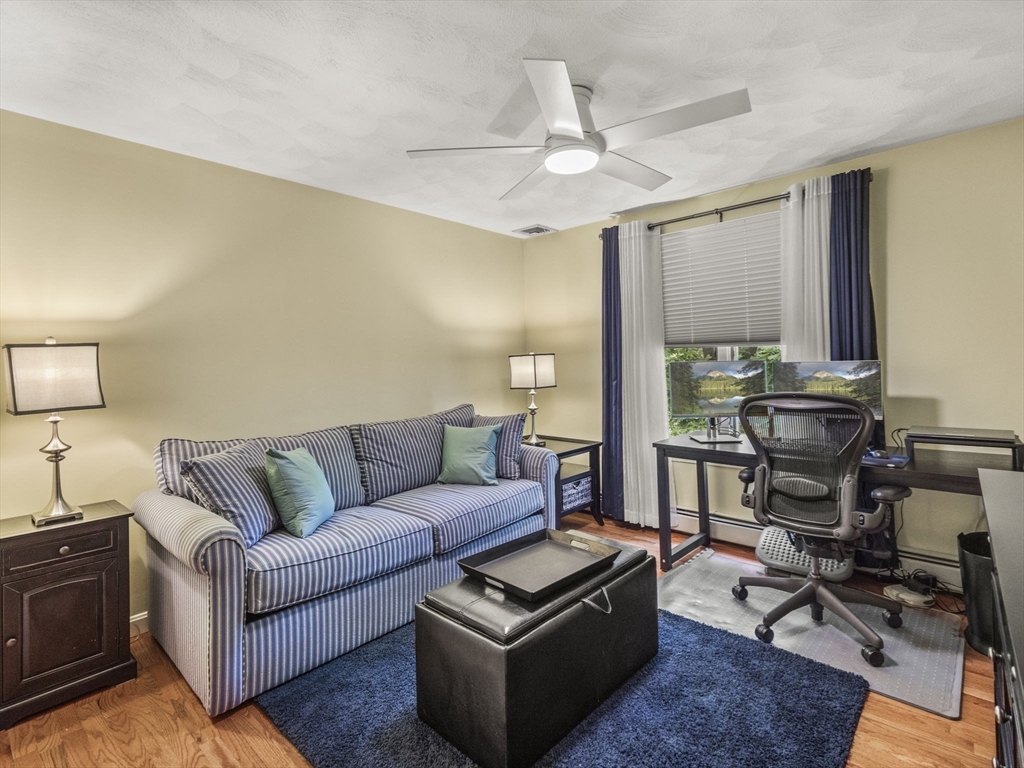 25 Dexter Rd