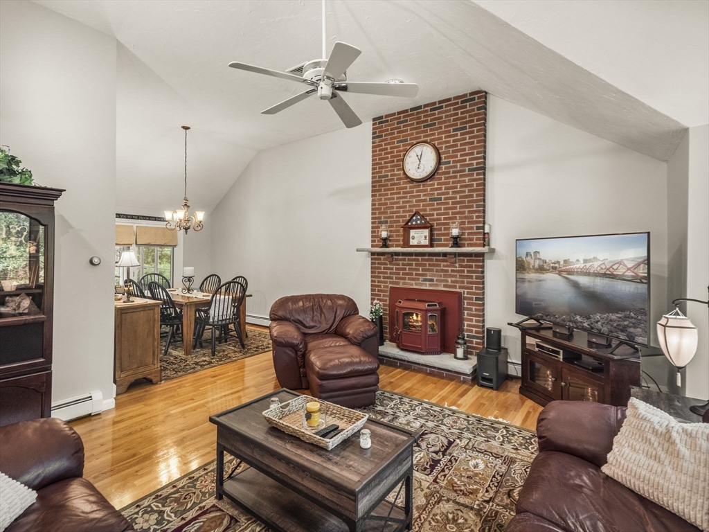 25 Dexter Rd