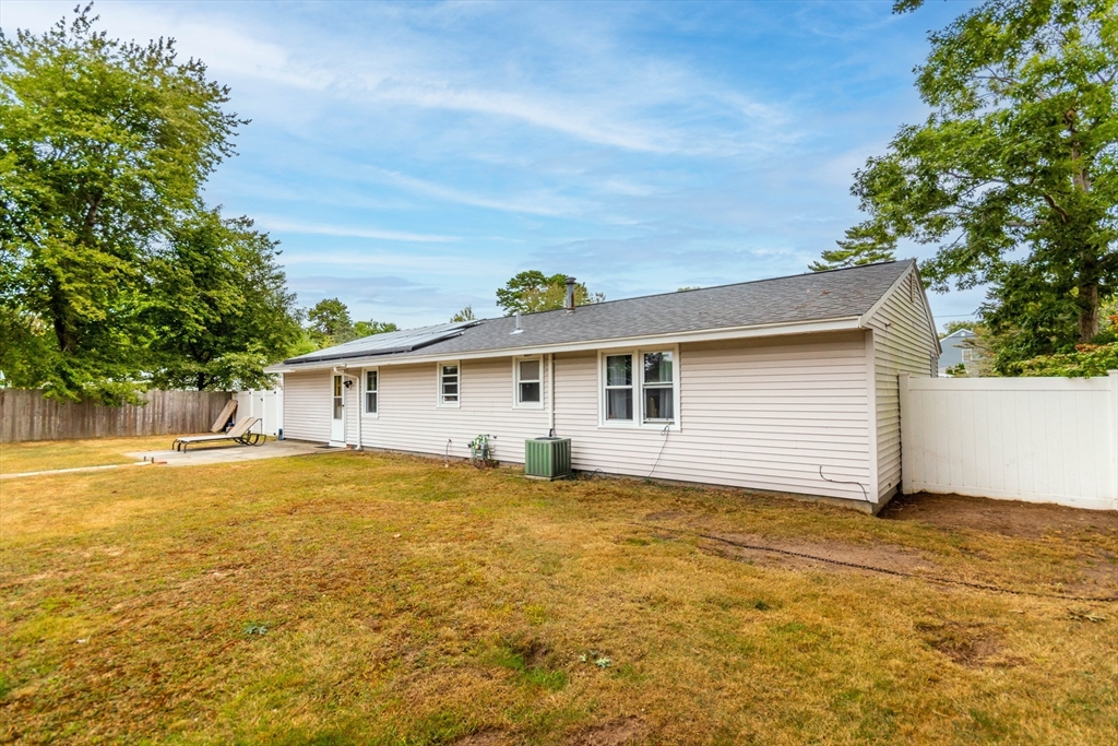 20 Camardo Dr