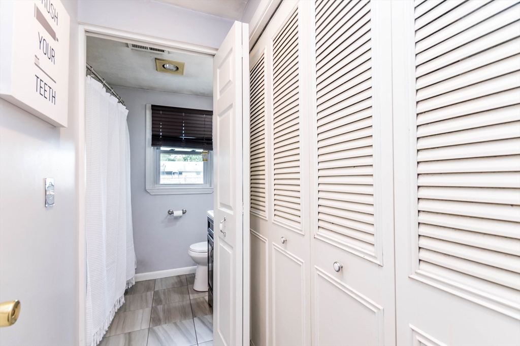 20 Camardo Dr