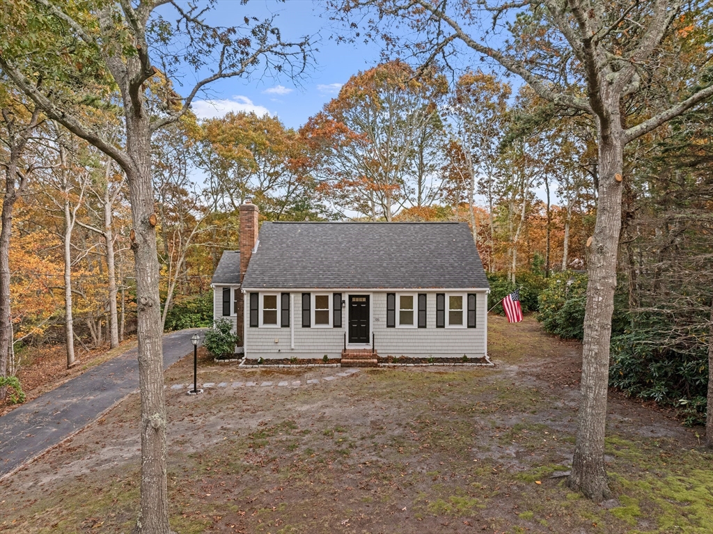 106 Traders Ln