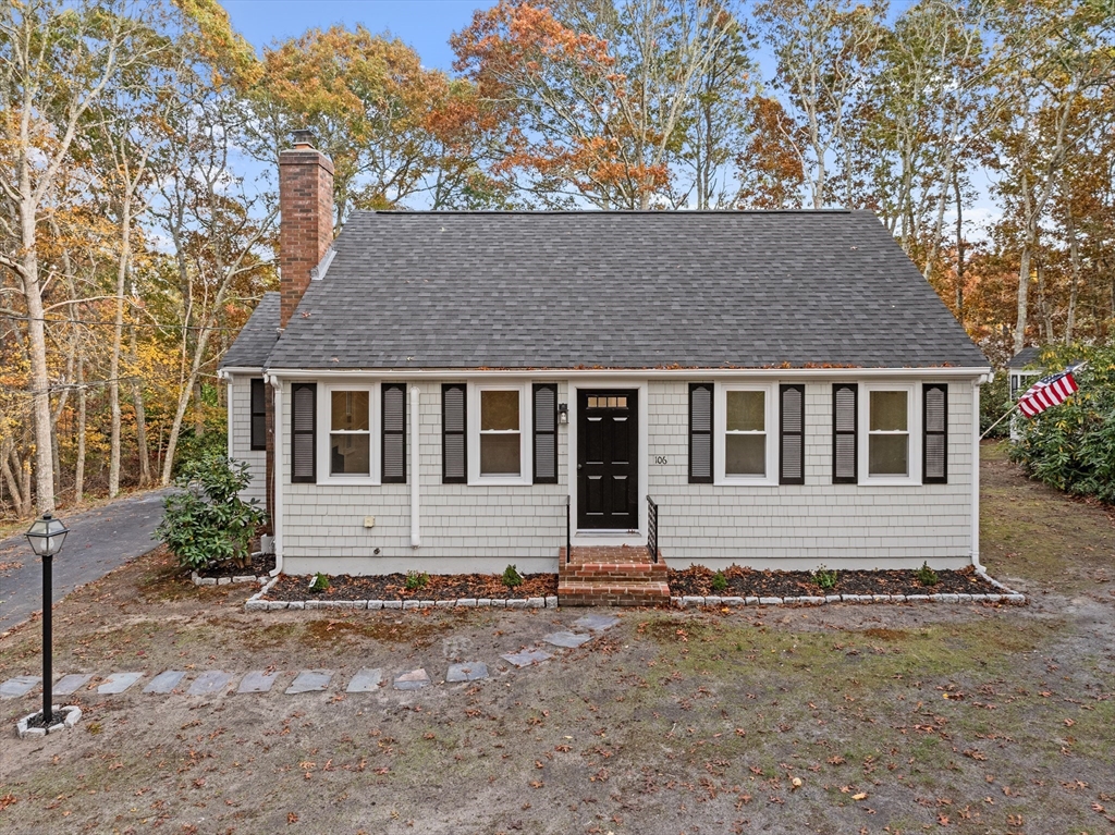 106 Traders Ln