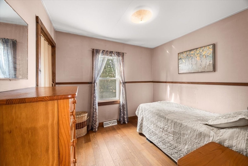 5 Wellington Rd