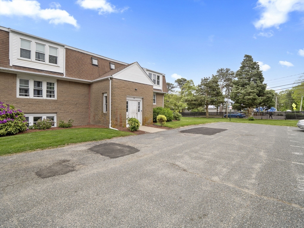 24 Bettys Pond Rd # K