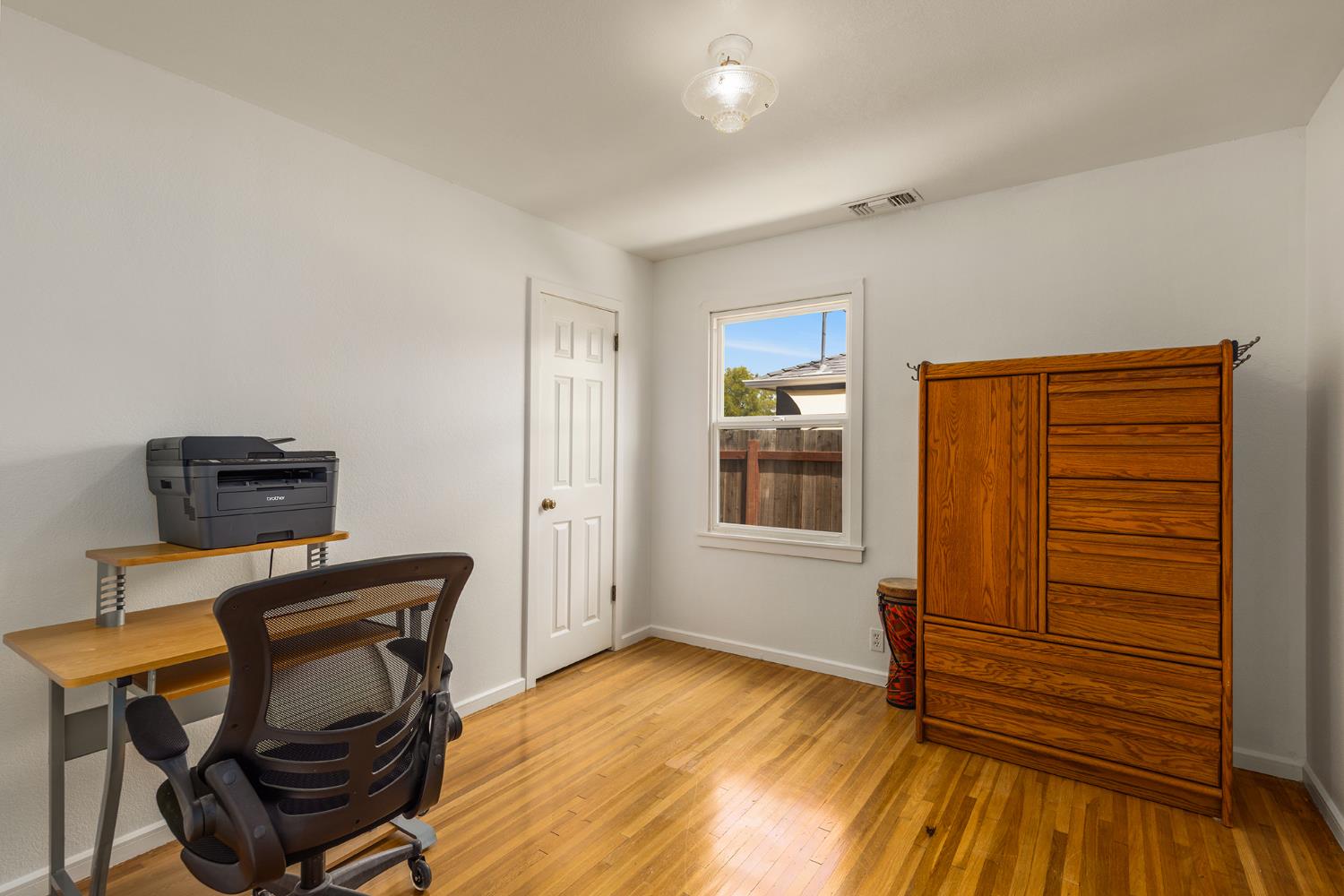 221 El Camino Drive