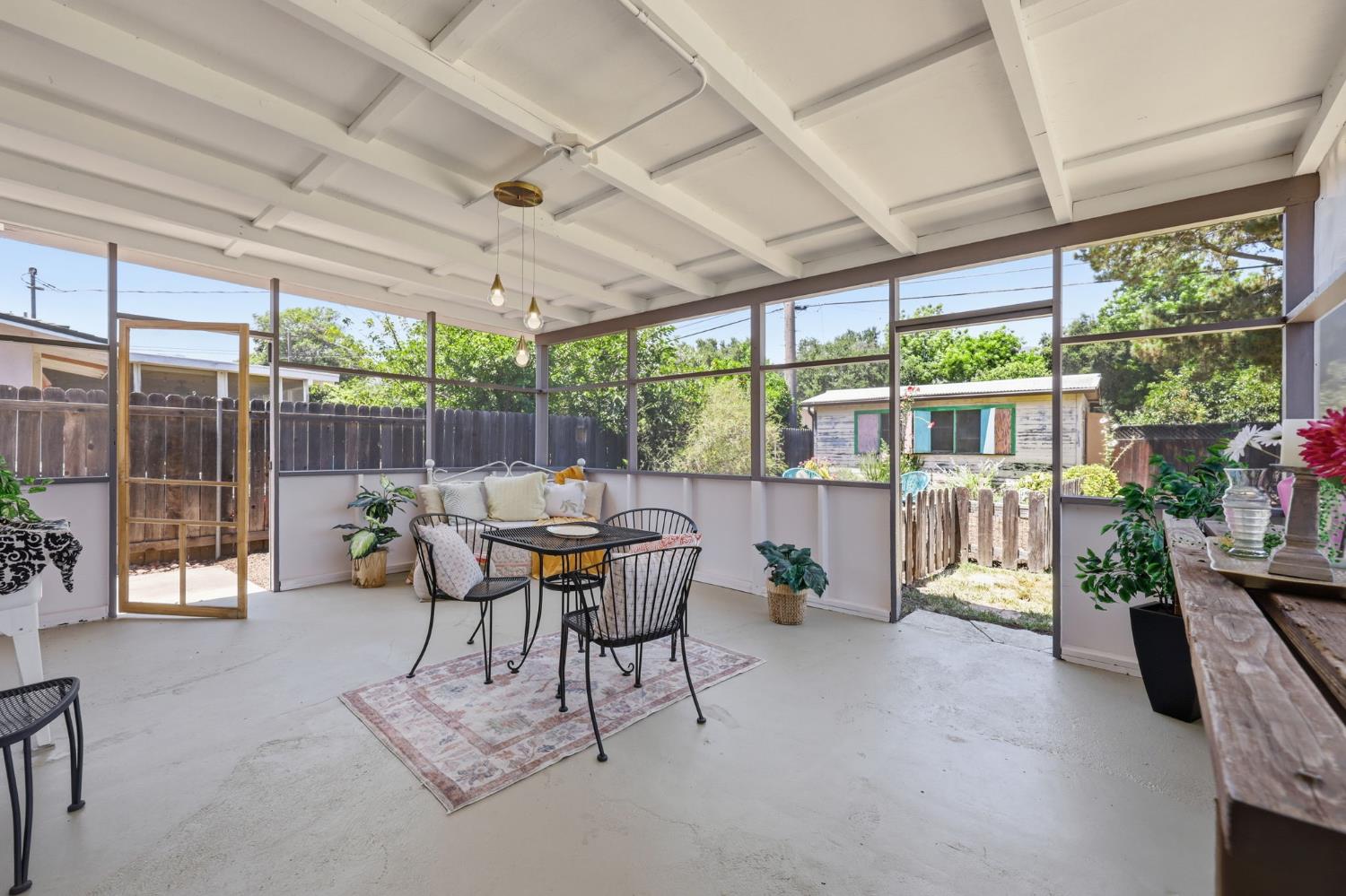 156 El Camino Drive