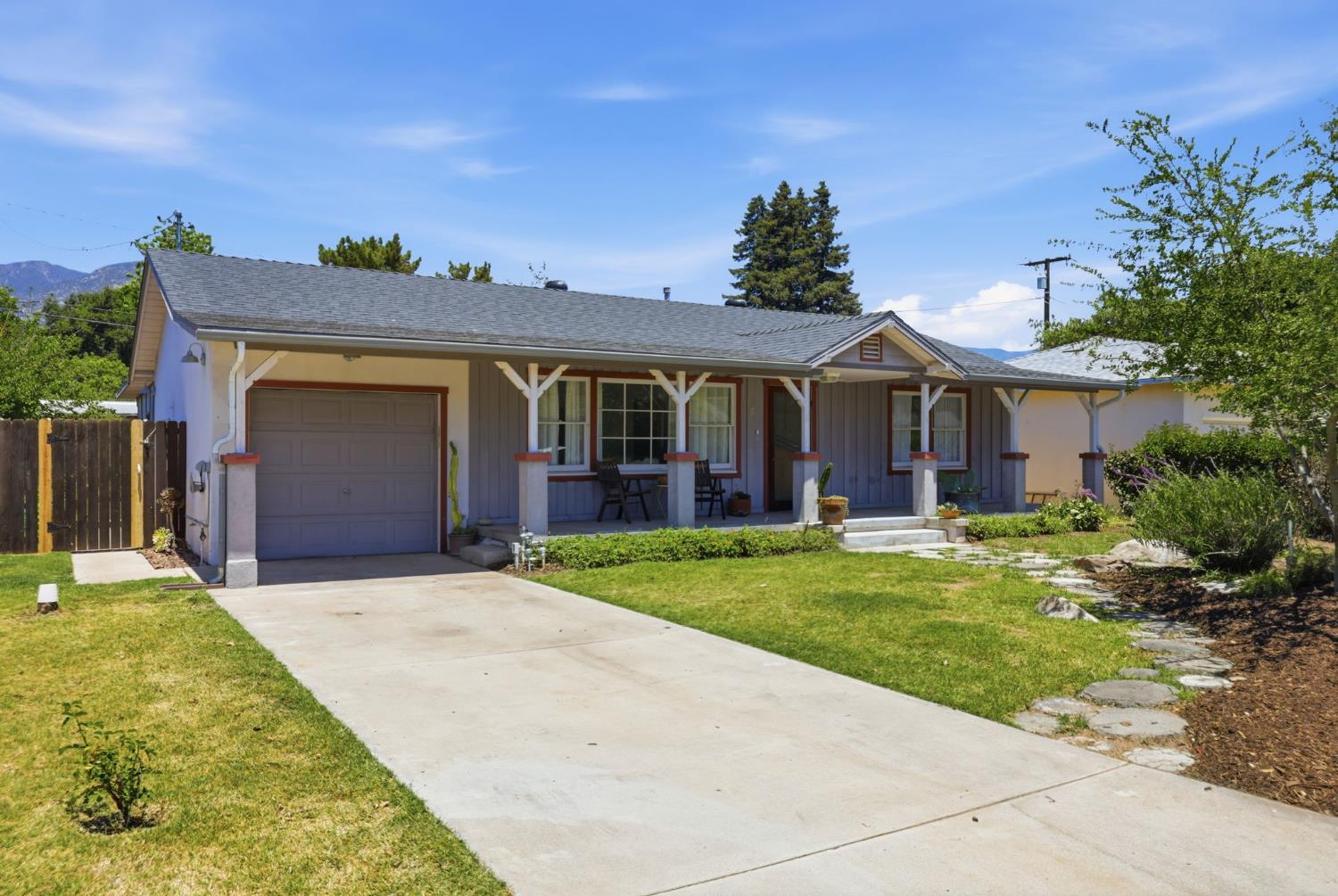 156 El Camino Drive