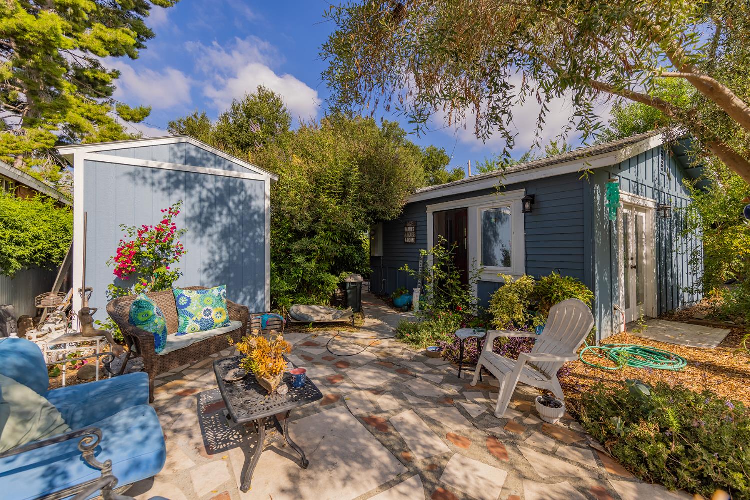 160 N Encinal Avenue