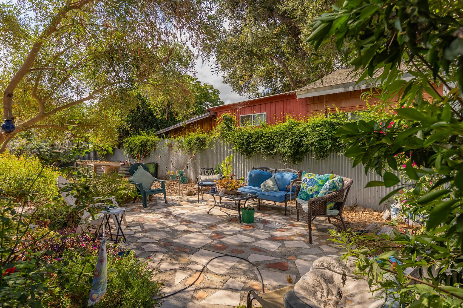 160 N Encinal Avenue