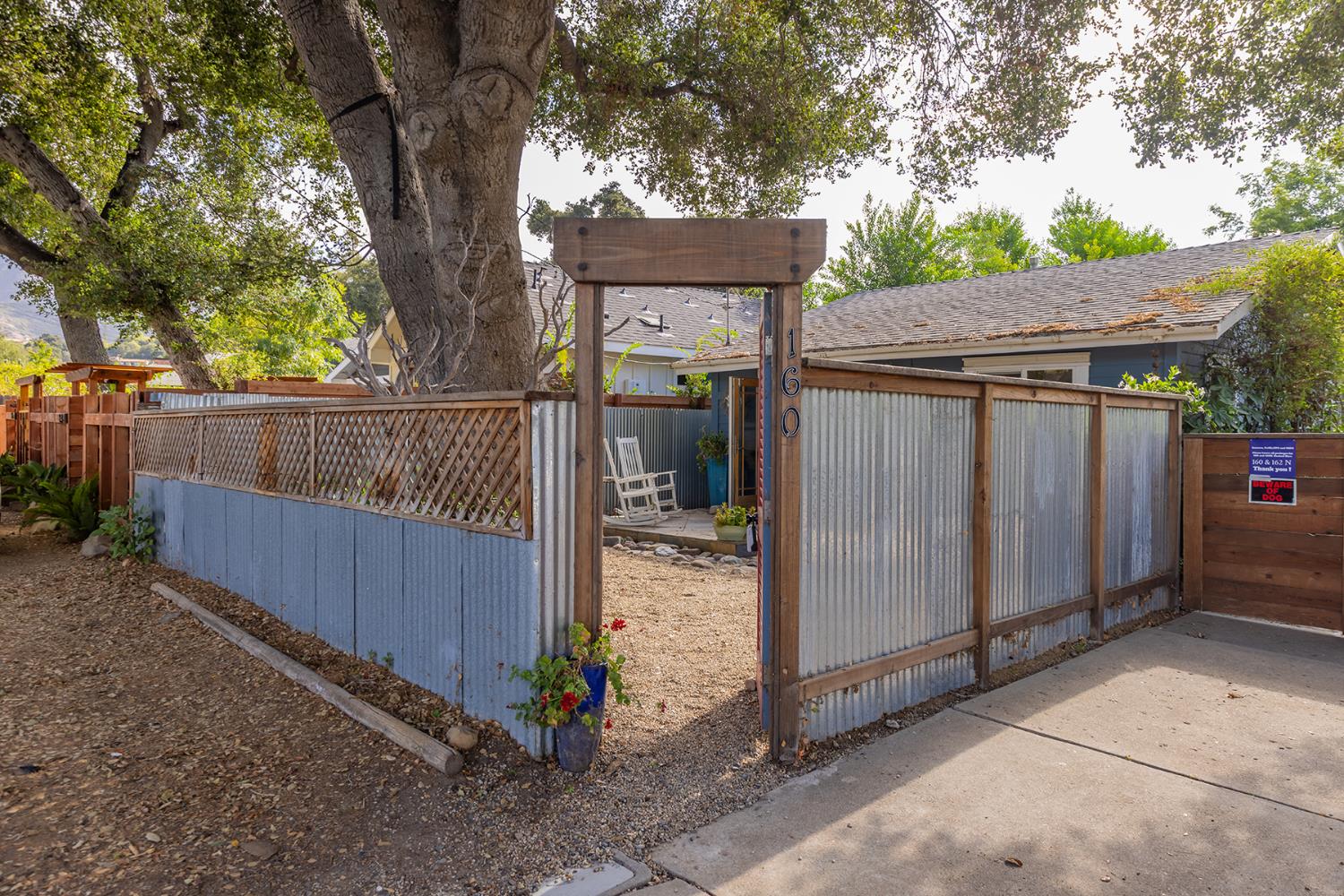 160 N Encinal Avenue