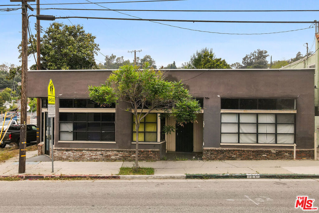 7035 N Figueroa Street