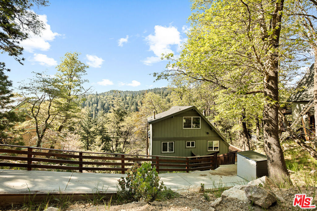26364 Thunderbird Drive