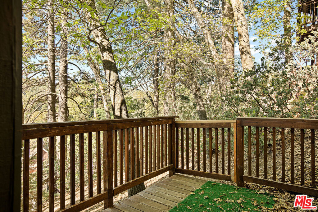26364 Thunderbird Drive