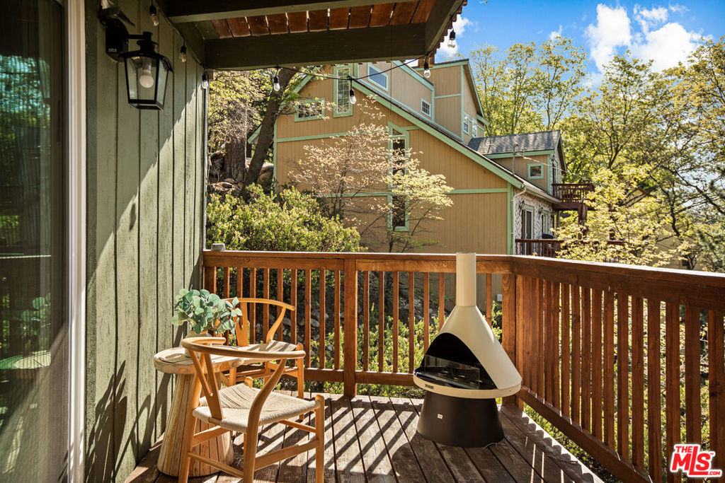 26364 Thunderbird Drive