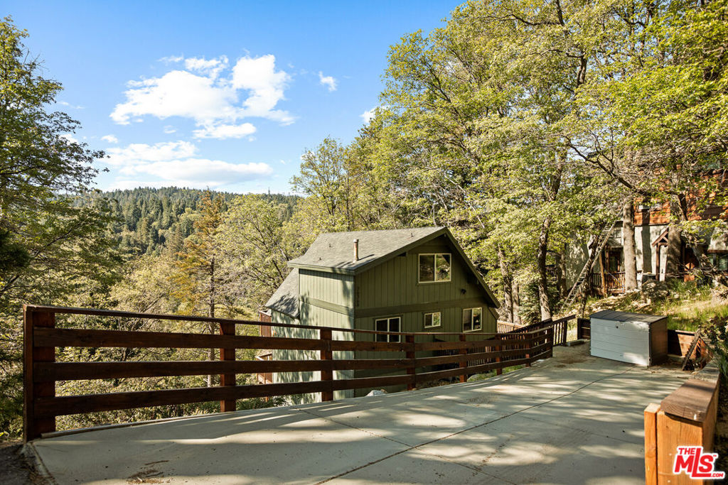 26364 Thunderbird Drive