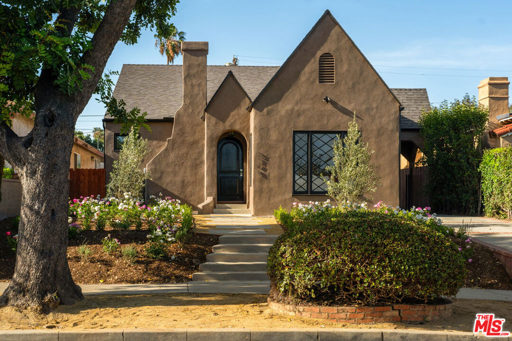 3749 W 59th Street